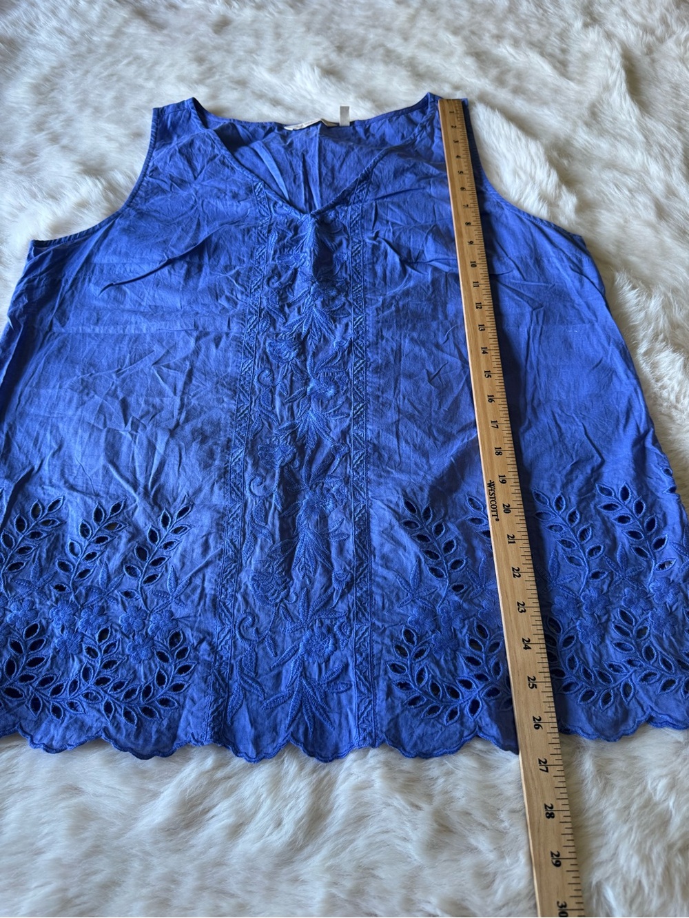 Soft Surroundings Periwinkle V-Neck Eyelet Tank - Picture 8 of 10